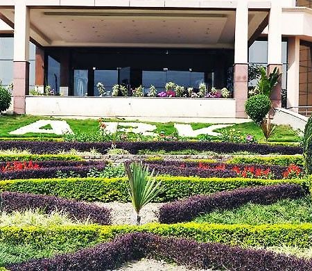 Hotel Ark Continental Rudrapur Exteriör bild