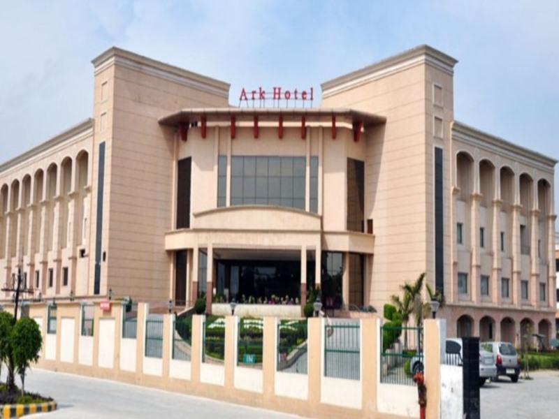 Hotel Ark Continental Rudrapur Exteriör bild